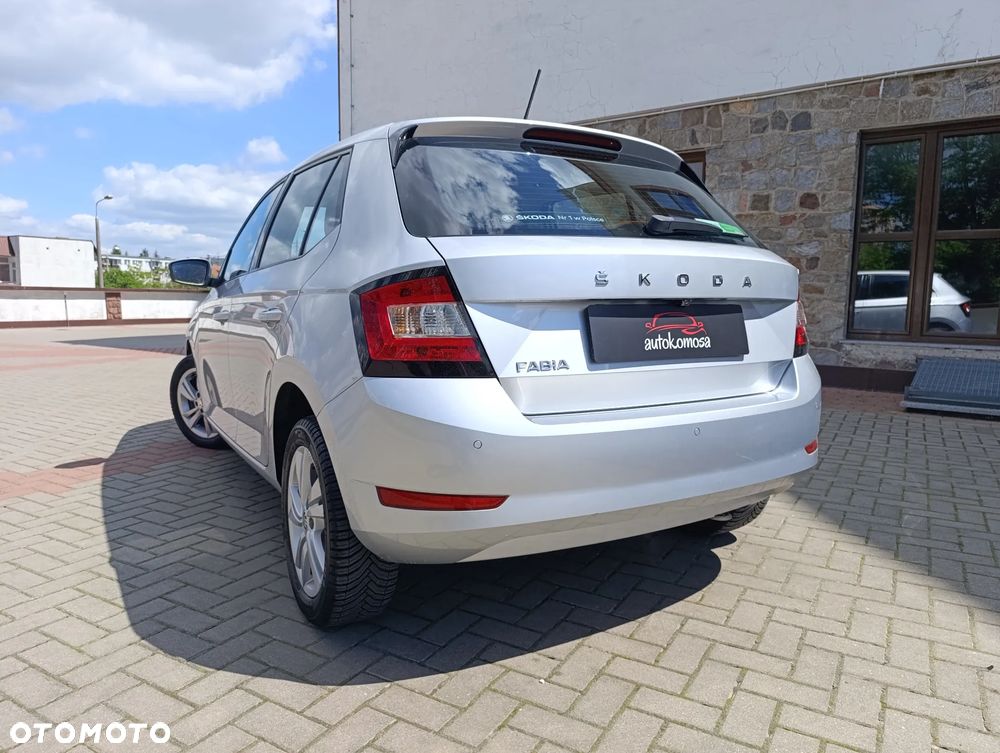 Skoda Fabia 1.0 TSI Ambition - 10