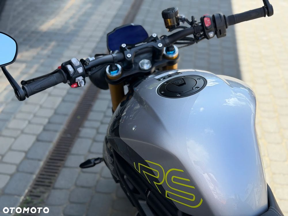 Triumph Speed Triple - 11