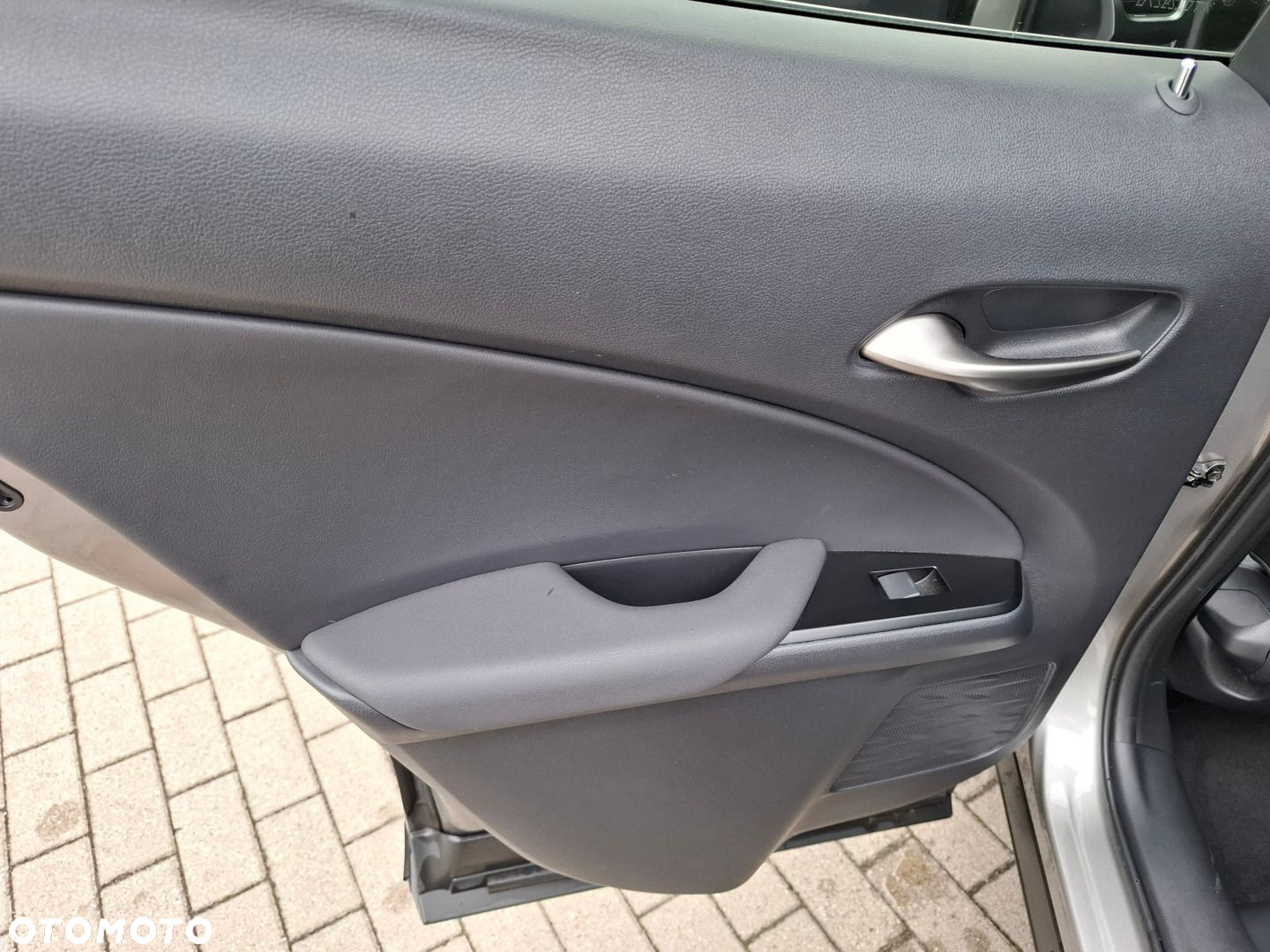 Lexus UX 250h GPF F Impression 2WD - 17