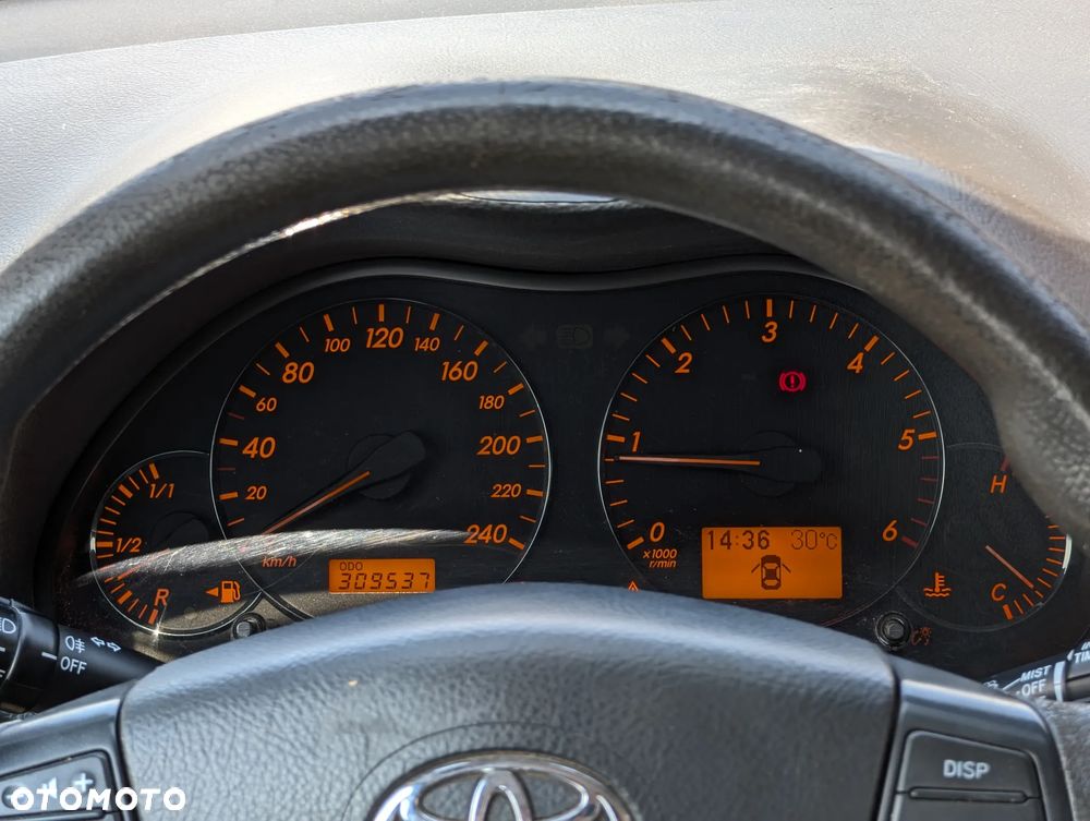 Toyota Avensis 2.0 D-4D Edition - 31