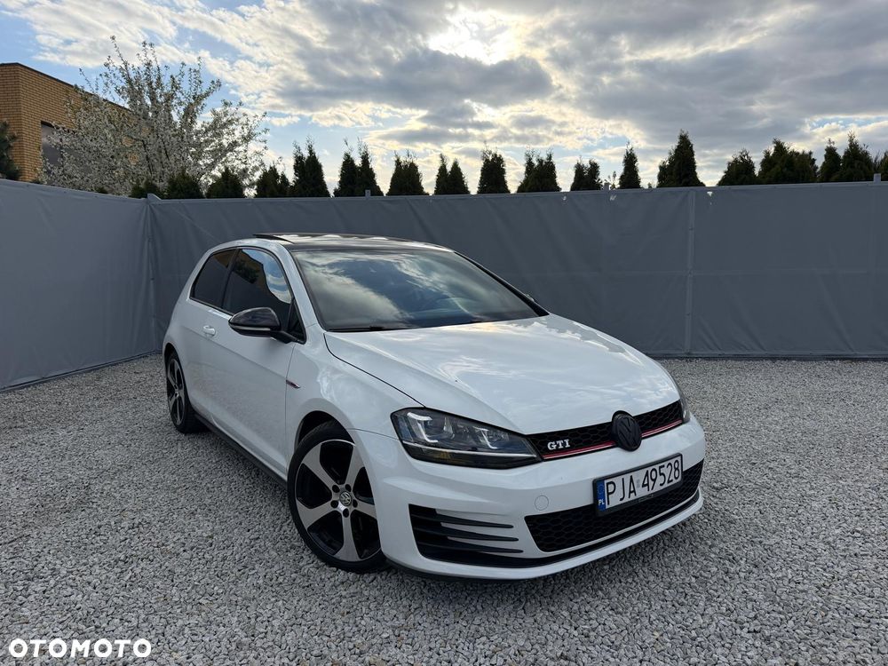 Volkswagen Golf 2.0 TSI BMT GTI - 4