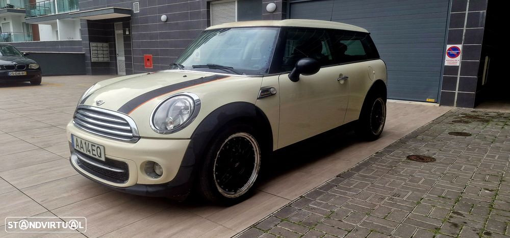 Usado MINI Clubman 2013 - 8 999 EUR, 208 523 km - Standvirtual.com