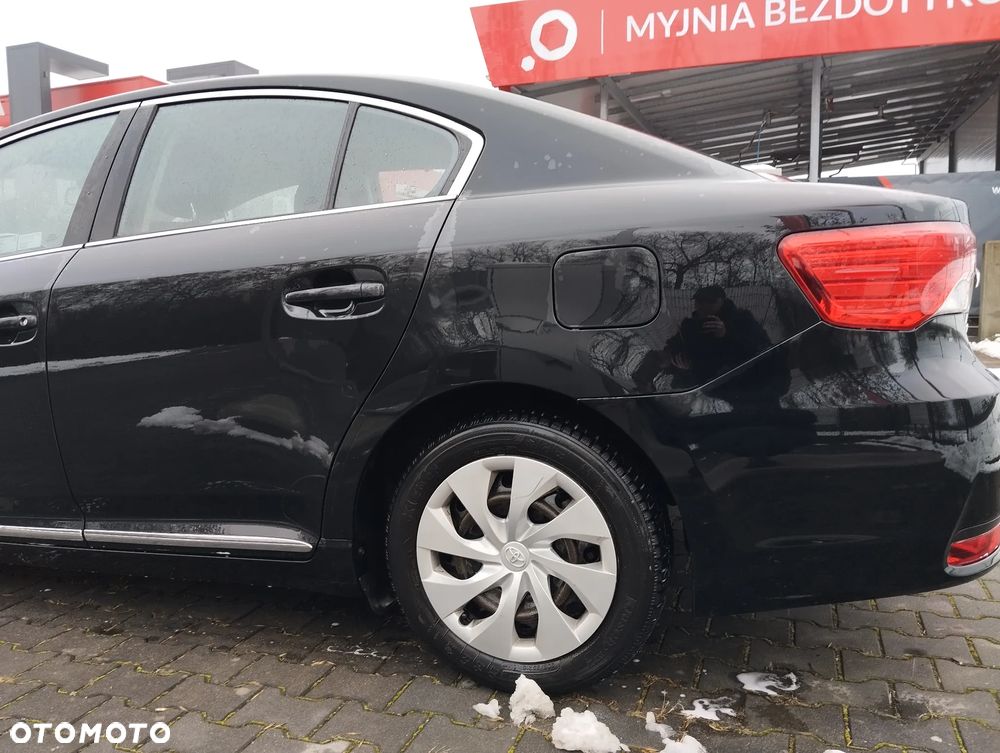 Toyota Avensis 2.0 D-4D Premium - 5