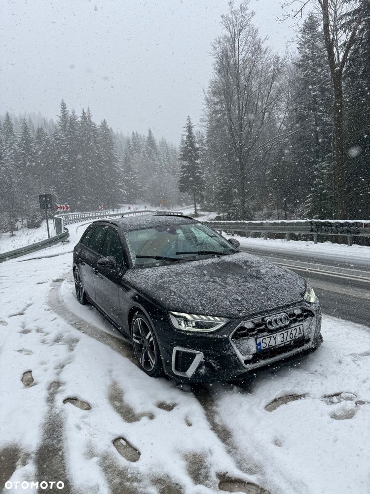 Audi A4 Avant 30 TDI S tronic - 3