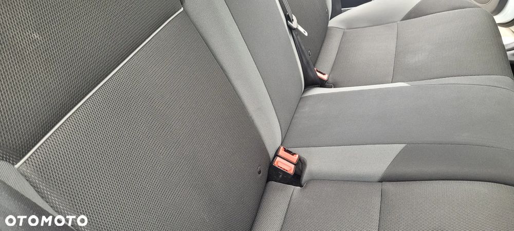 Ford Focus 1.6 TDCi Edition - 21