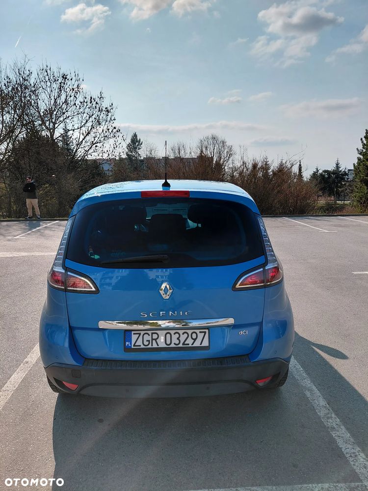 Renault Scenic 2.0 dCi Bose - 7