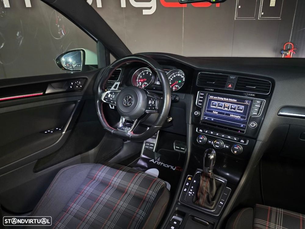 VW Golf 2.0 TSi GTi DSG Performance - 8