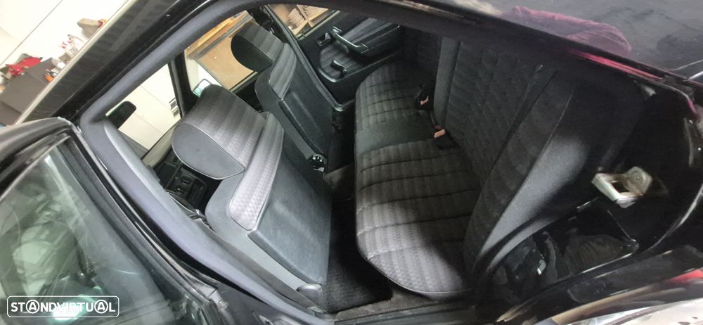 Mercedes-Benz A 190 - 1