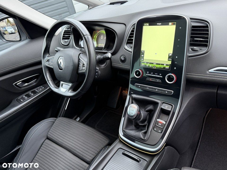 Renault Grand Scenic Energy TCe 130 S&S Bose Edition - 29