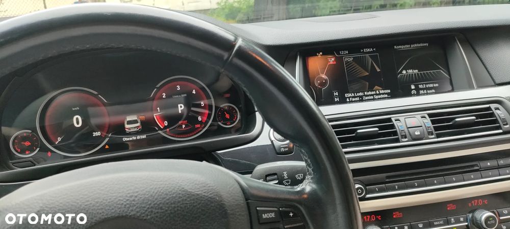 BMW Seria 5 520d xDrive Luxury Line - 11