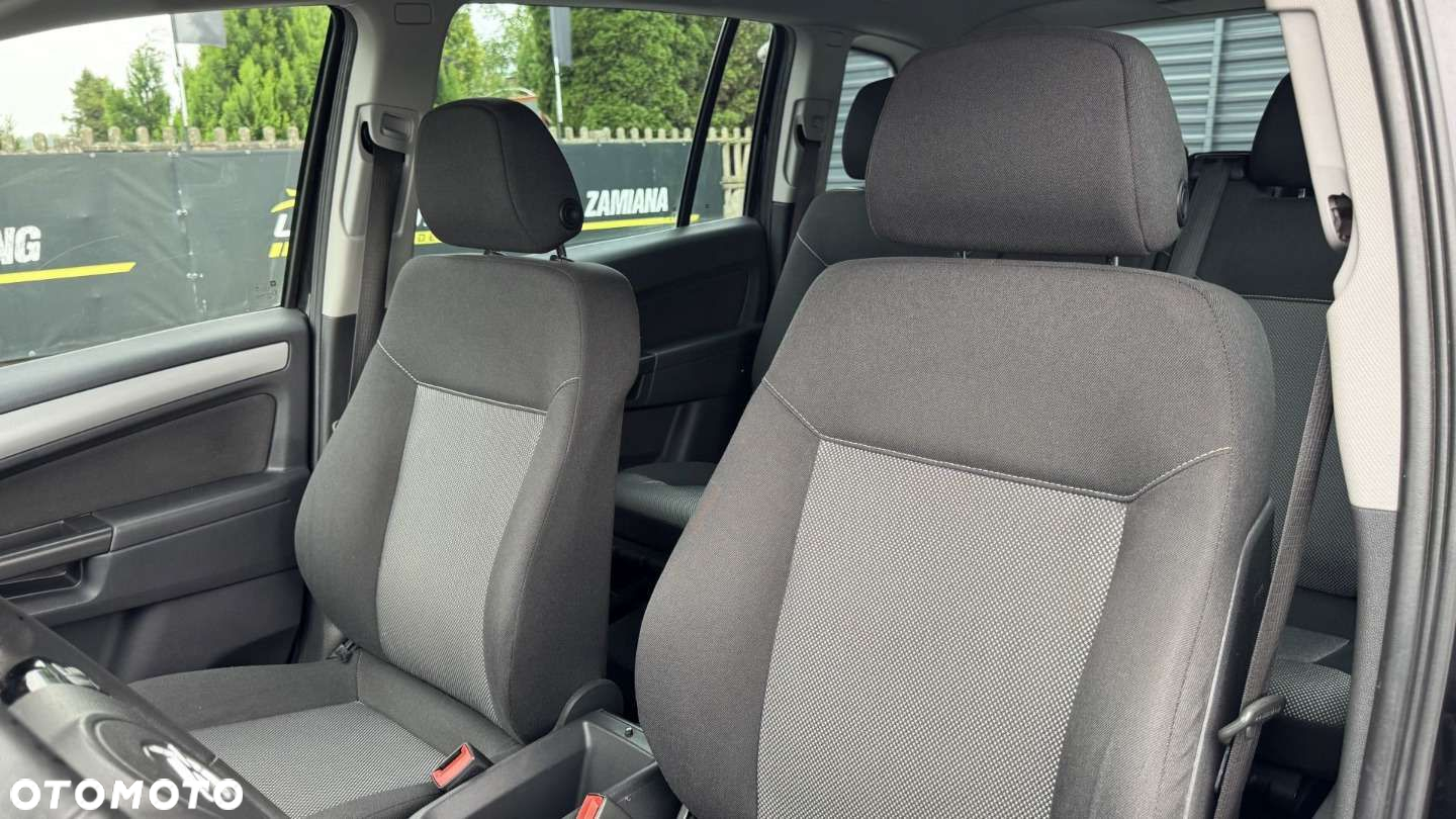 Opel Zafira - 20