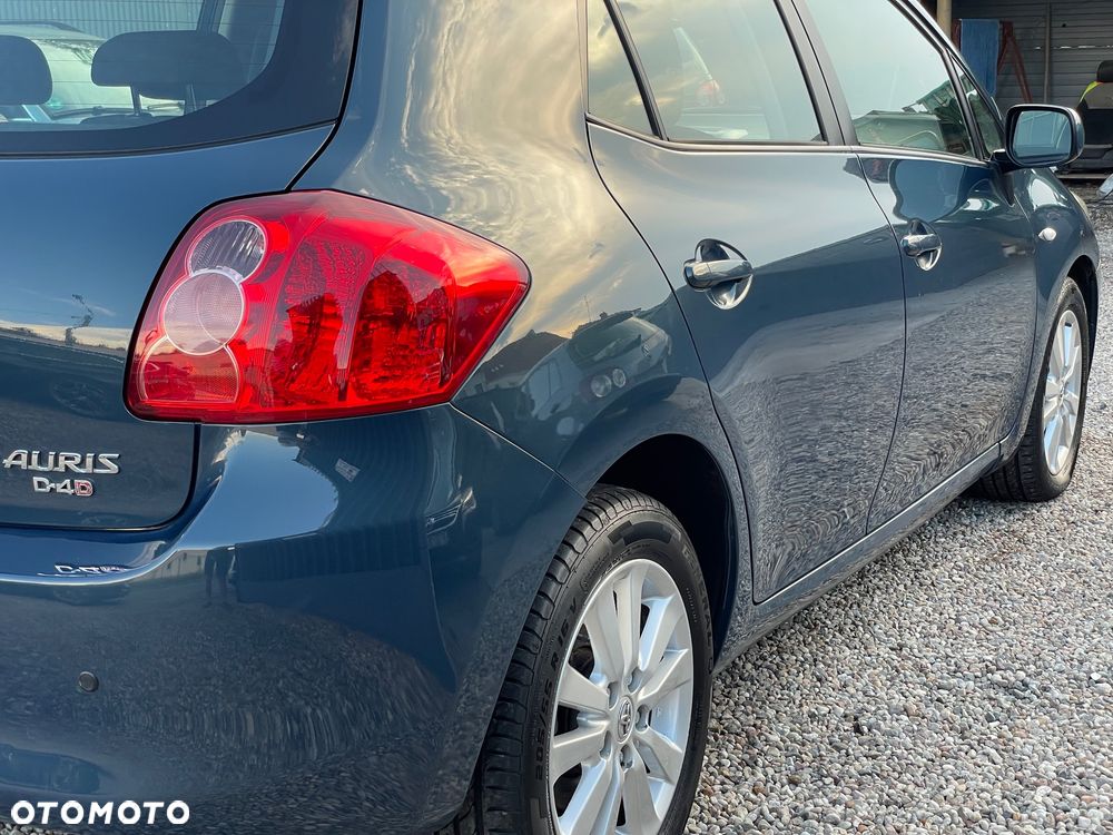 Toyota Auris 2.0 D-4D - 9