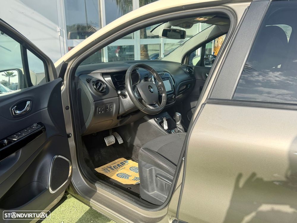Renault Captur 1.2 TCe Exclusive EDC - 9