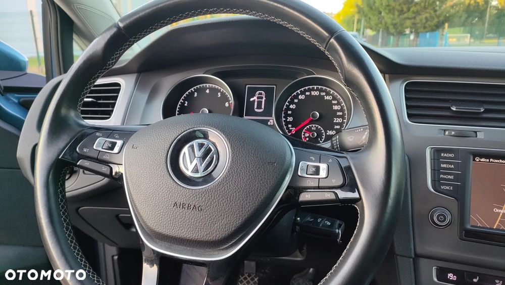 Volkswagen Golf 1.2 TSI BMT Trendline - 9