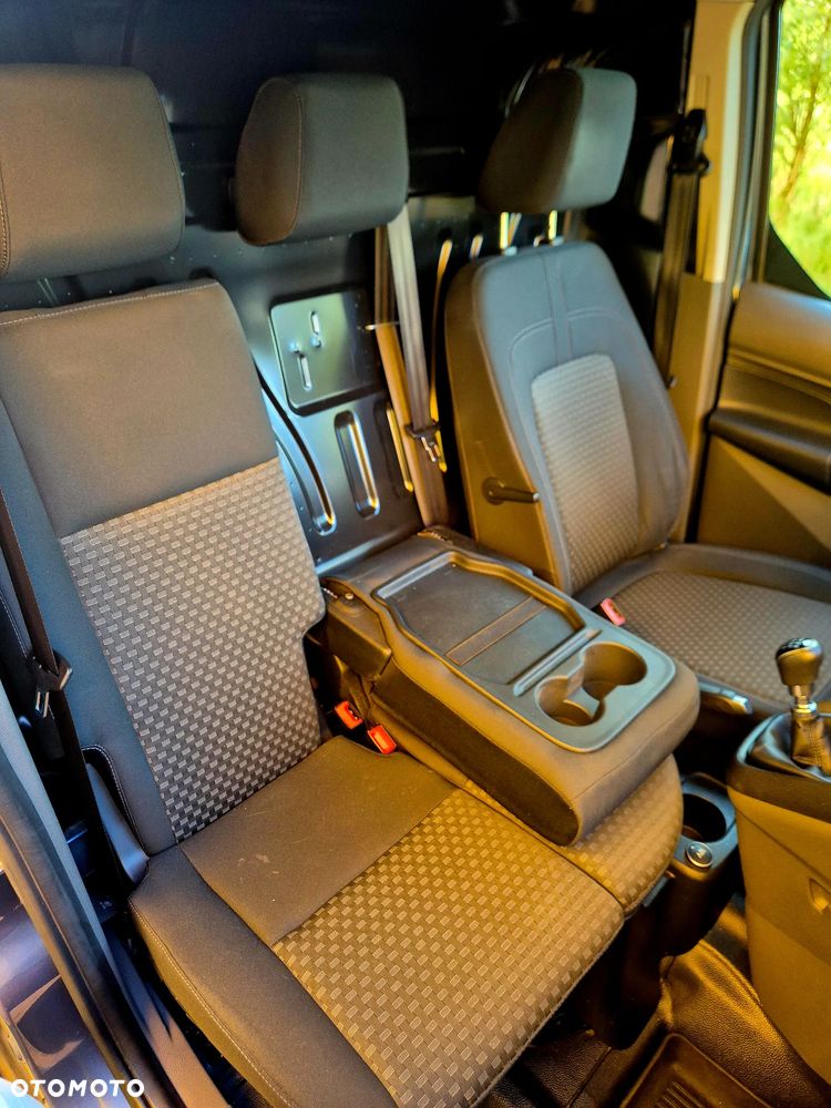 Ford Connect - 13