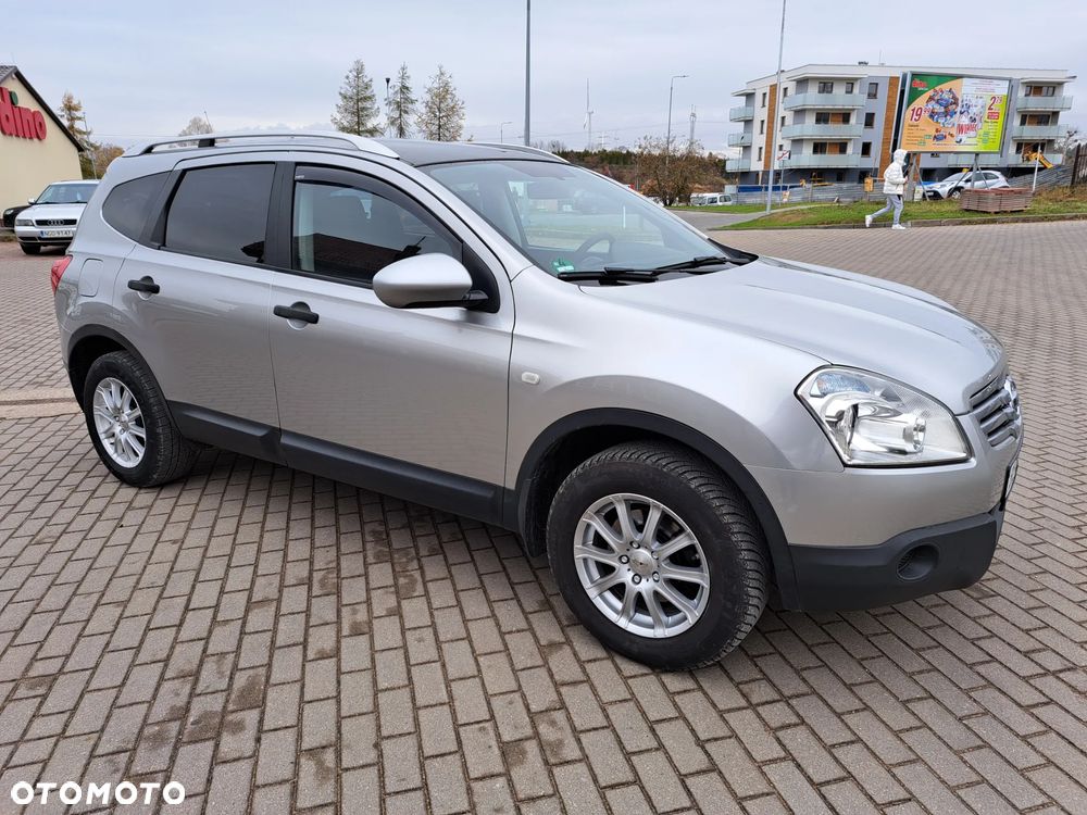 Nissan Qashqai+2 - 6