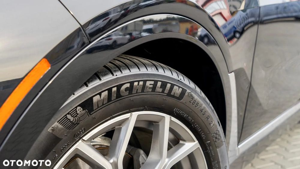 BMW X7 xDrive40i - 12