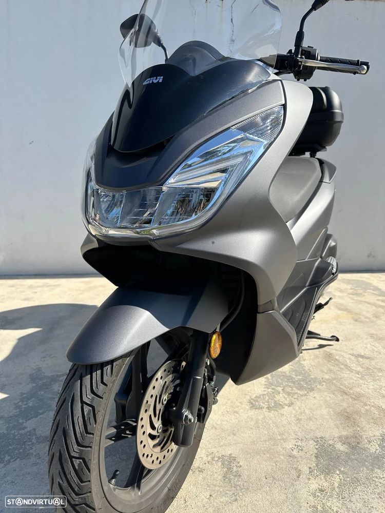 Honda PCX125 - 11
