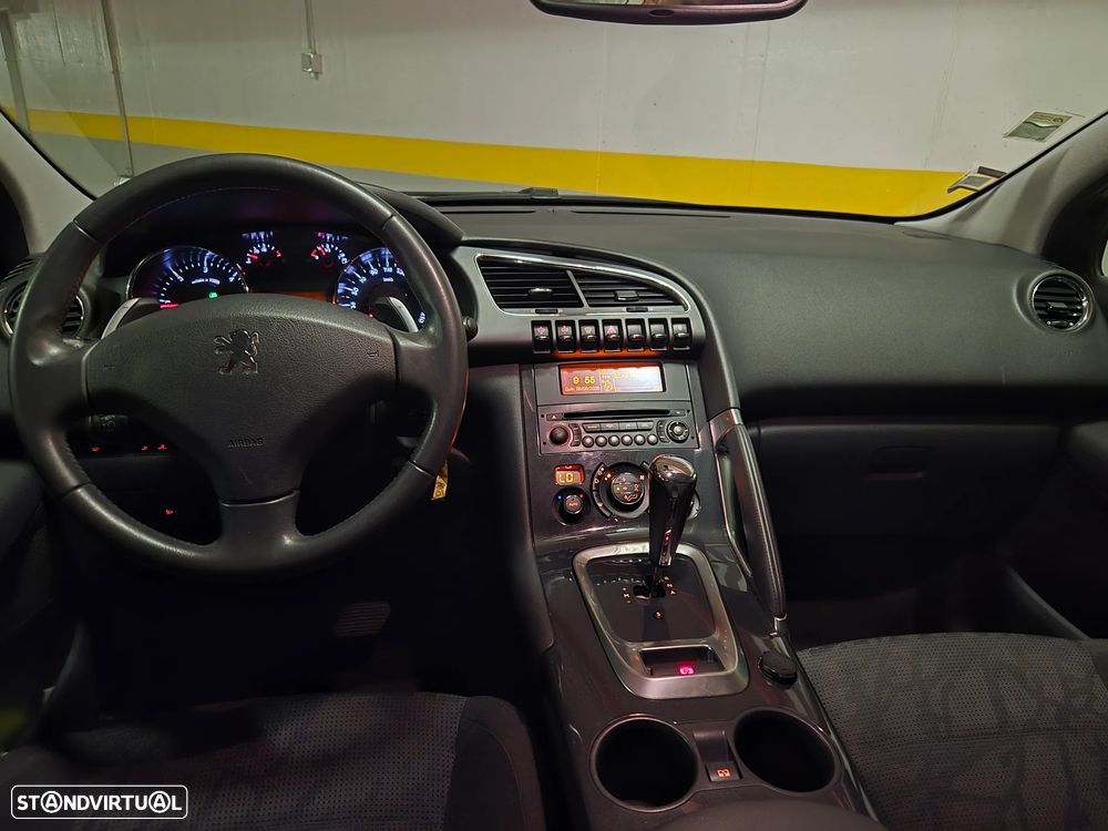 Peugeot 3008 1.6 HDi Sport CMP6 - 25