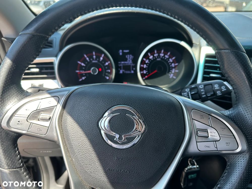 SsangYong/KGM Tivoli 1.6 Quartz - 12