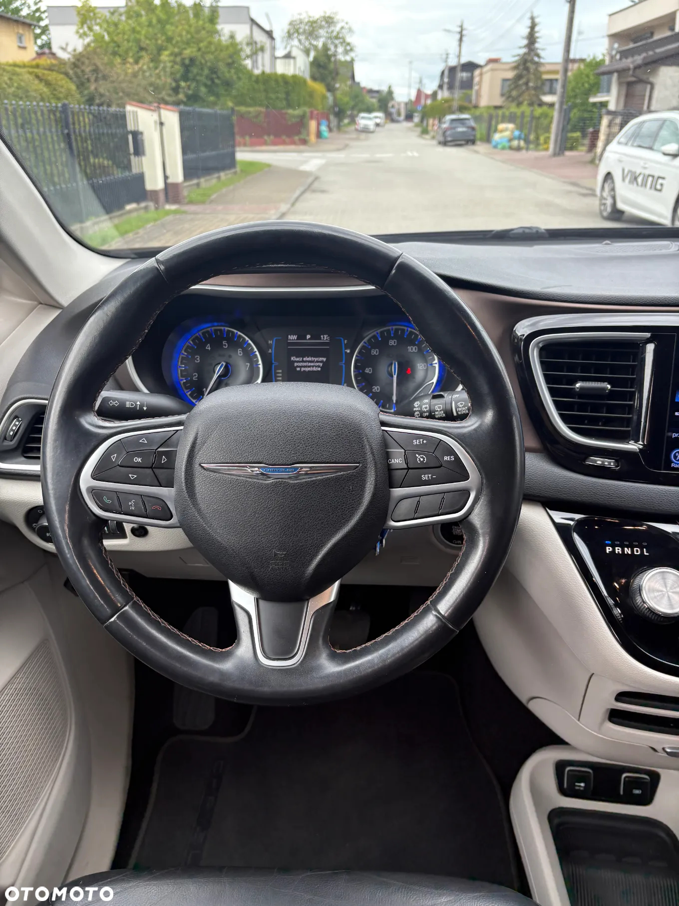 Chrysler Pacifica - 22