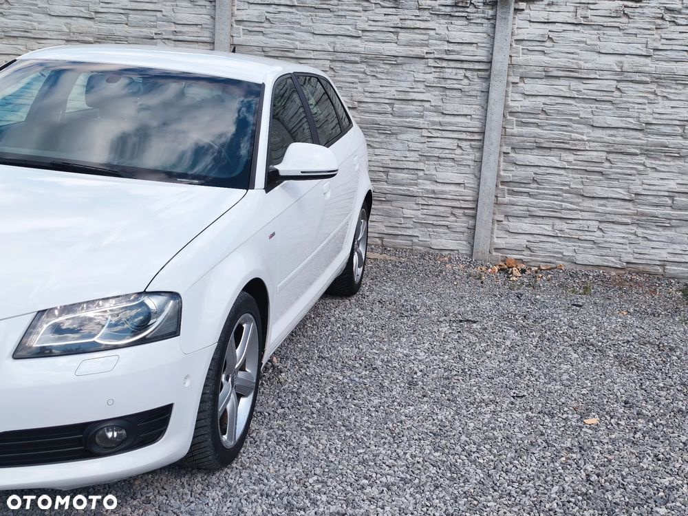 Audi A3 Sportback 2.0 TDI DPF (DSG) S tronic S line Sportpaket plus - 22