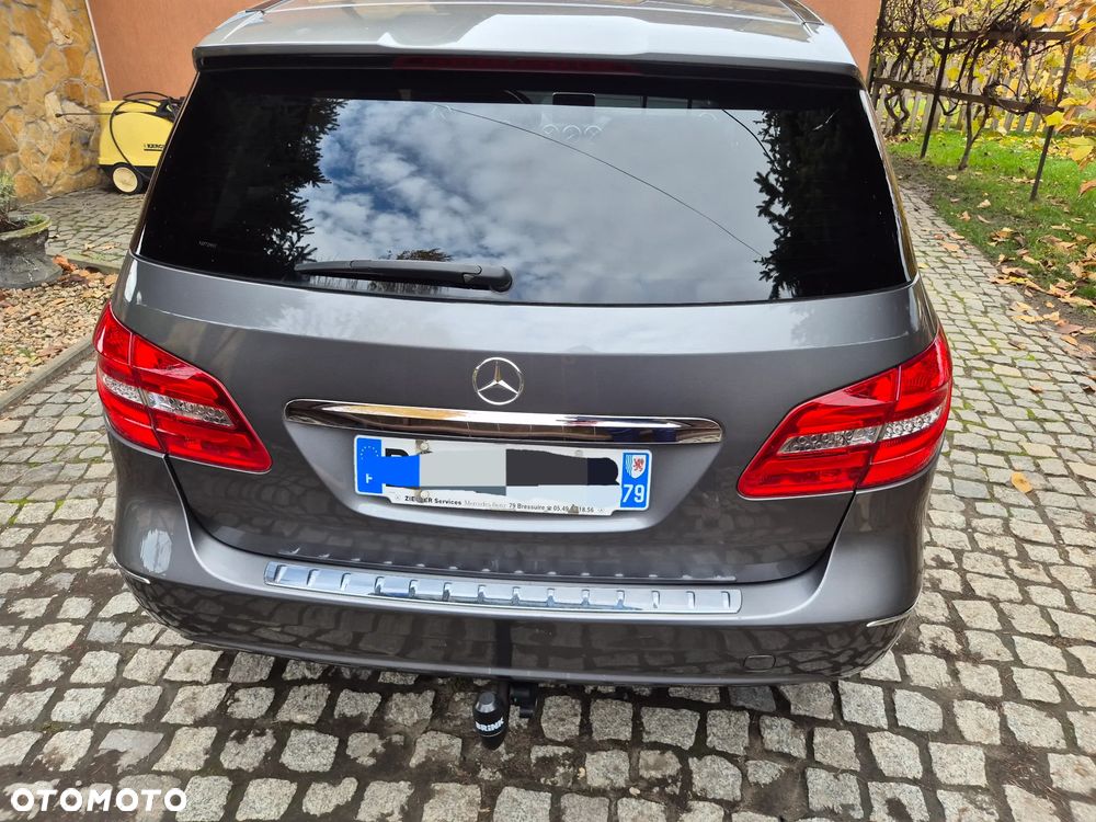 Mercedes-Benz Klasa B 180 d 7G-DCT Edition - 4