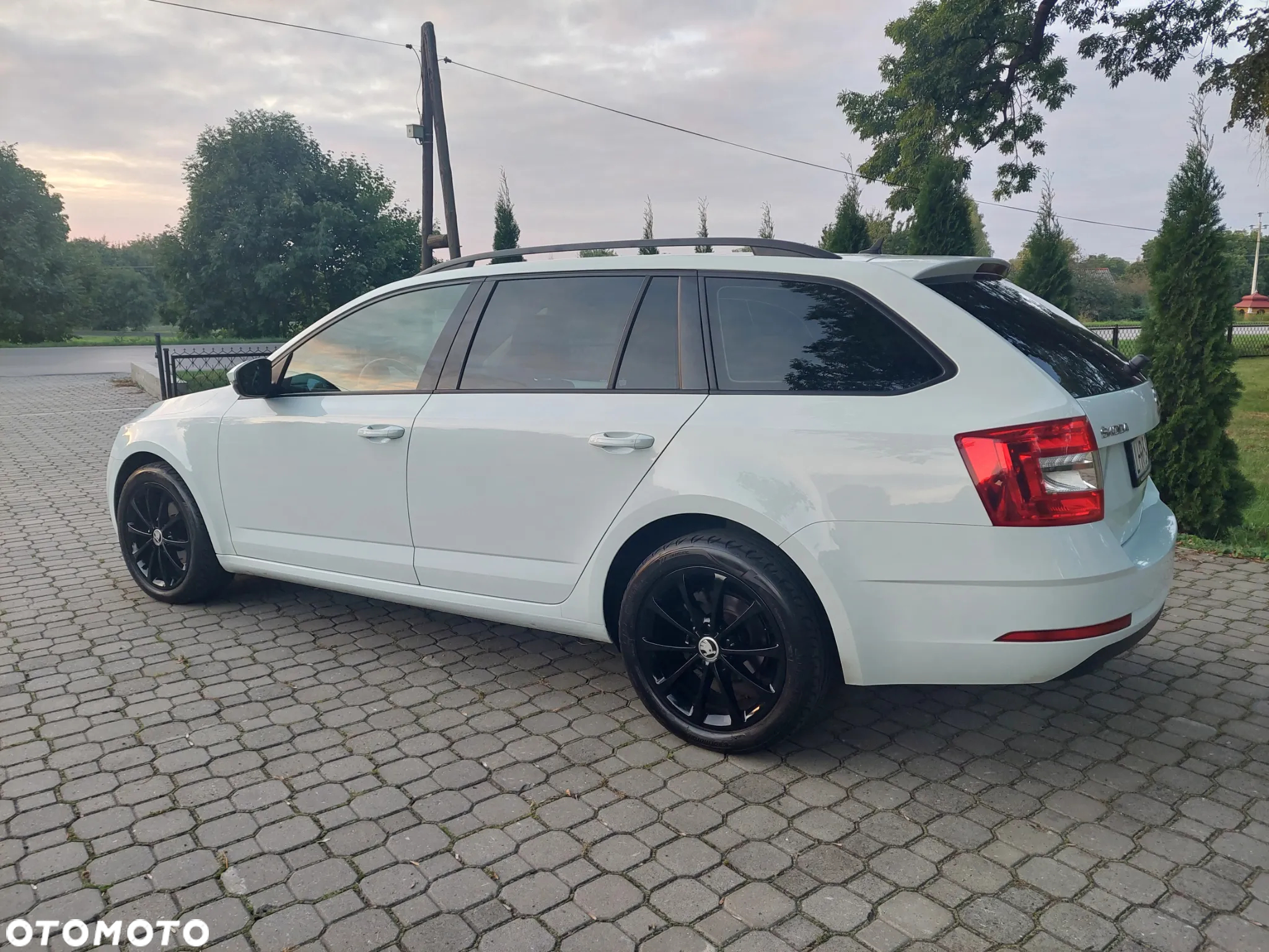 Skoda Octavia 1.6 TDI Ambition - 11