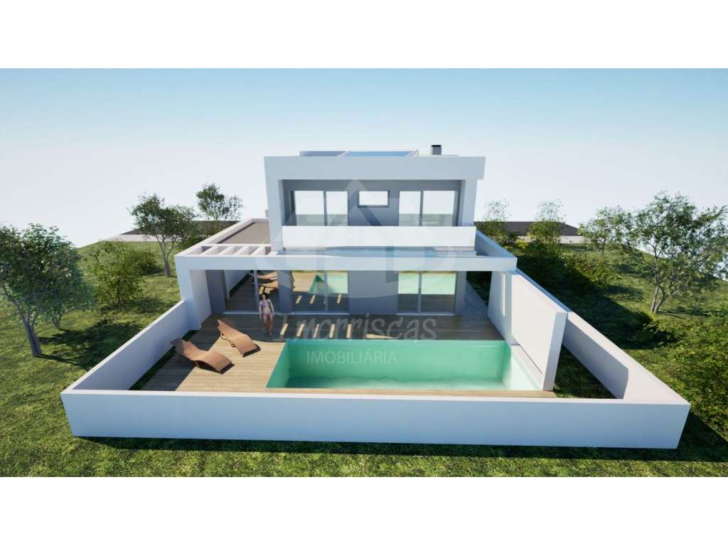Moradia T4 com piscina no Bairro dos Forninhos, Santa Iria de Azóia