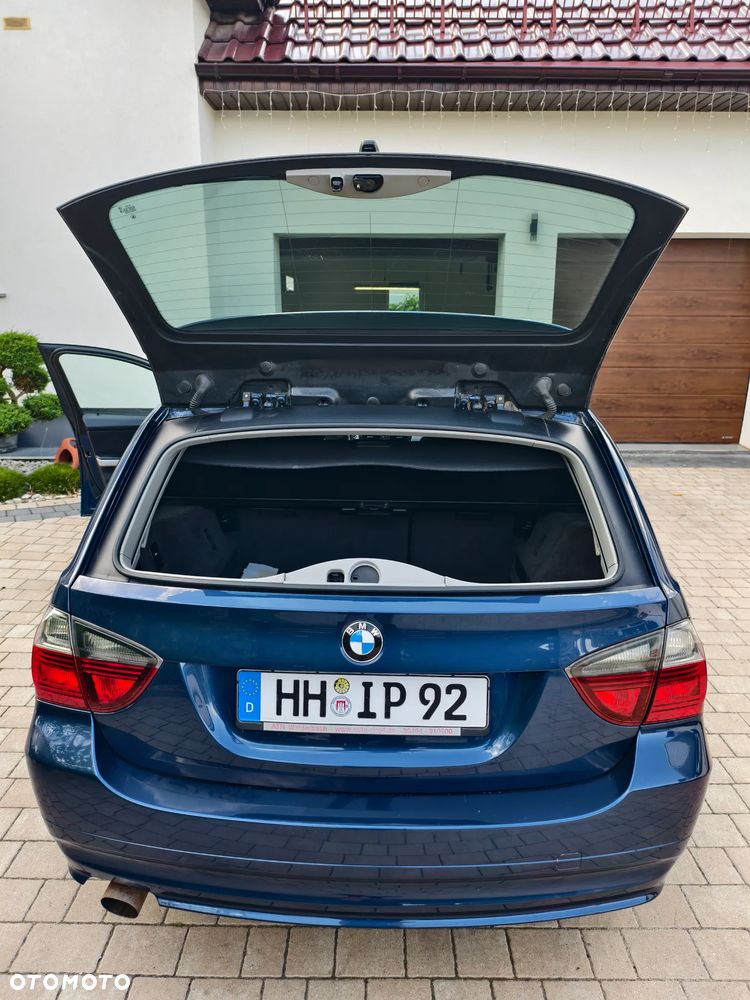 BMW Seria 3 - 17