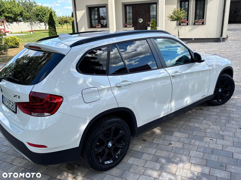 BMW X1 sDrive16d xLine - 13