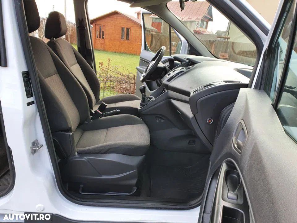 Ford Tourneo Connect - 15