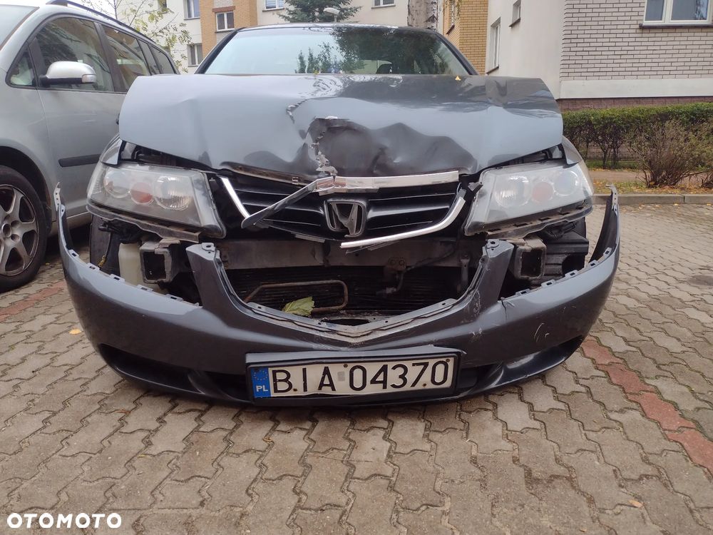 Honda Accord 2.0 Comfort - 2