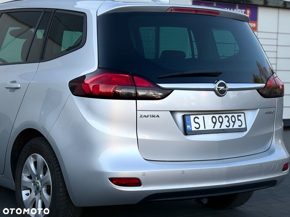 Opel Zafira - 25