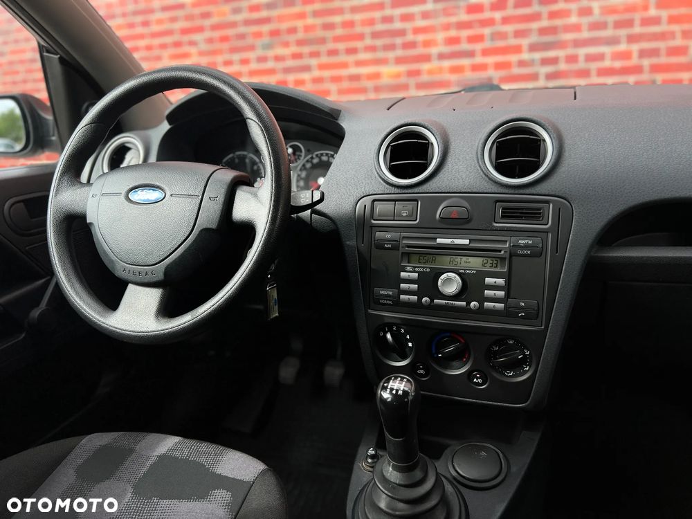Ford Fusion - 7