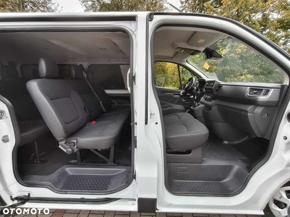 Renault Trafic - 15