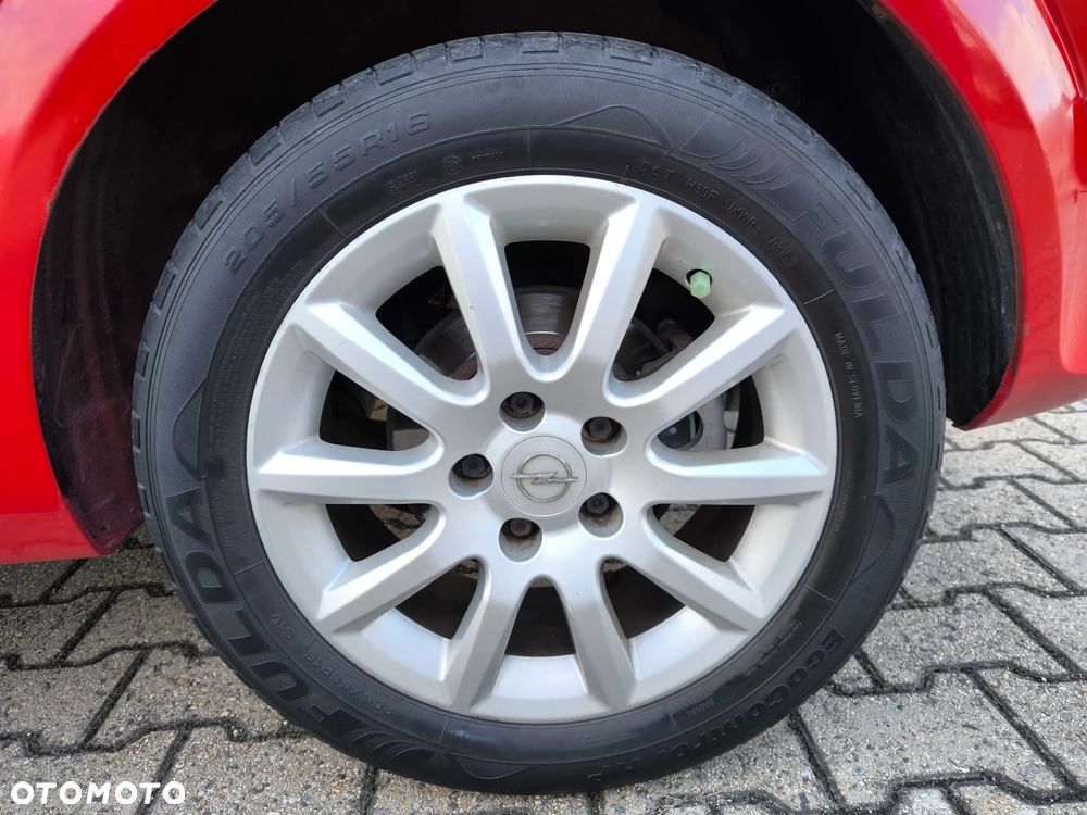 Opel Astra - 4
