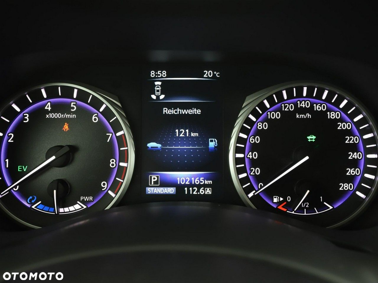 Infiniti Q50 - 22