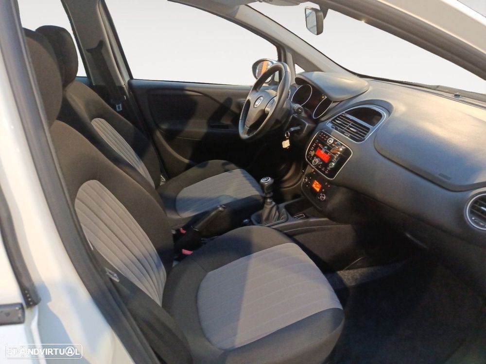 Fiat Punto 1.2 Lounge S&S - 15