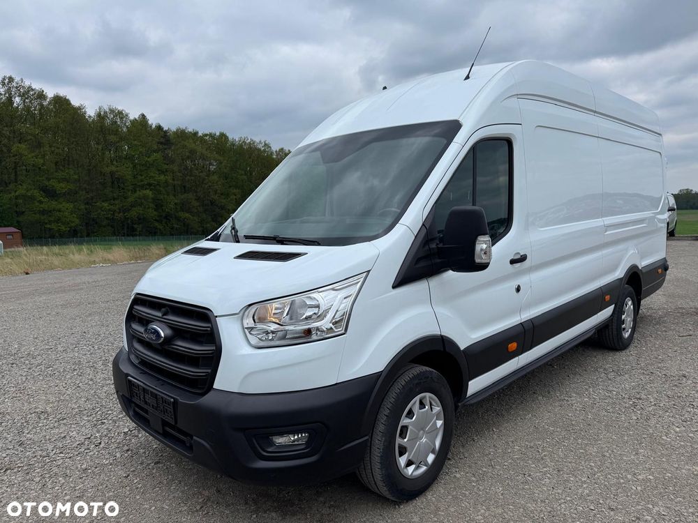 Ford Transit - 1