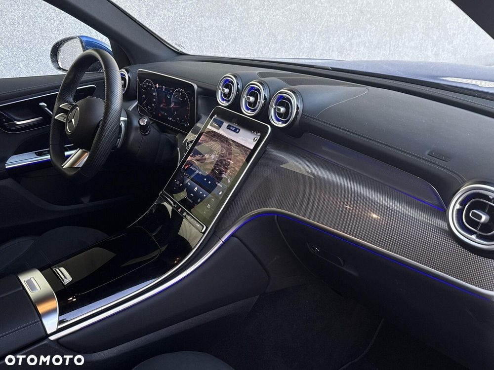 Mercedes-Benz GLC - 17