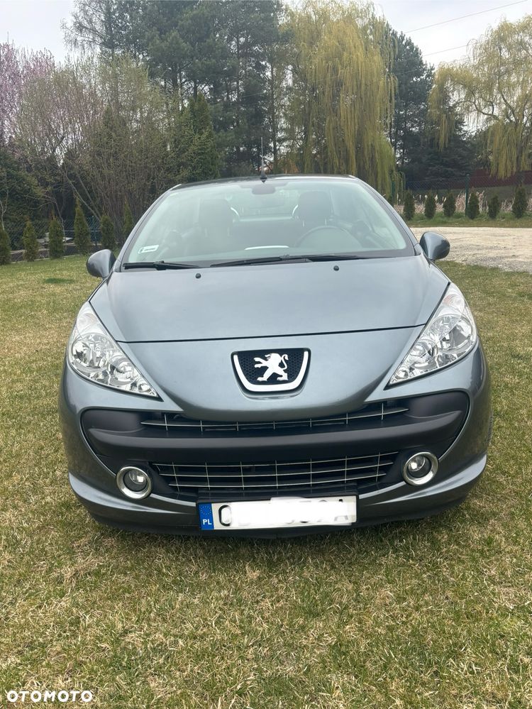 Peugeot 207 - 1