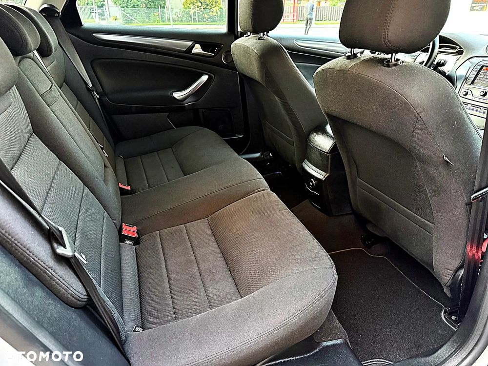 Ford Mondeo 2.0 TDCi Titanium S - 23