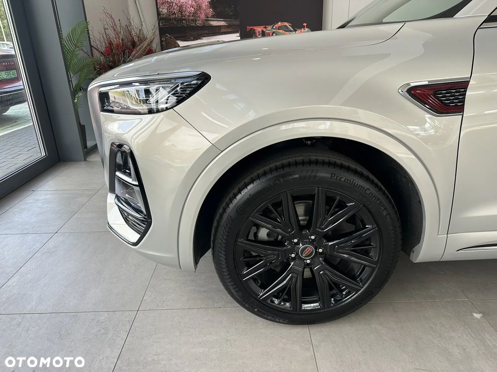 Hongqi HS5 - 6