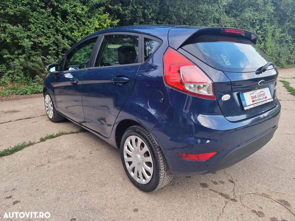 Ford Fiesta - 8