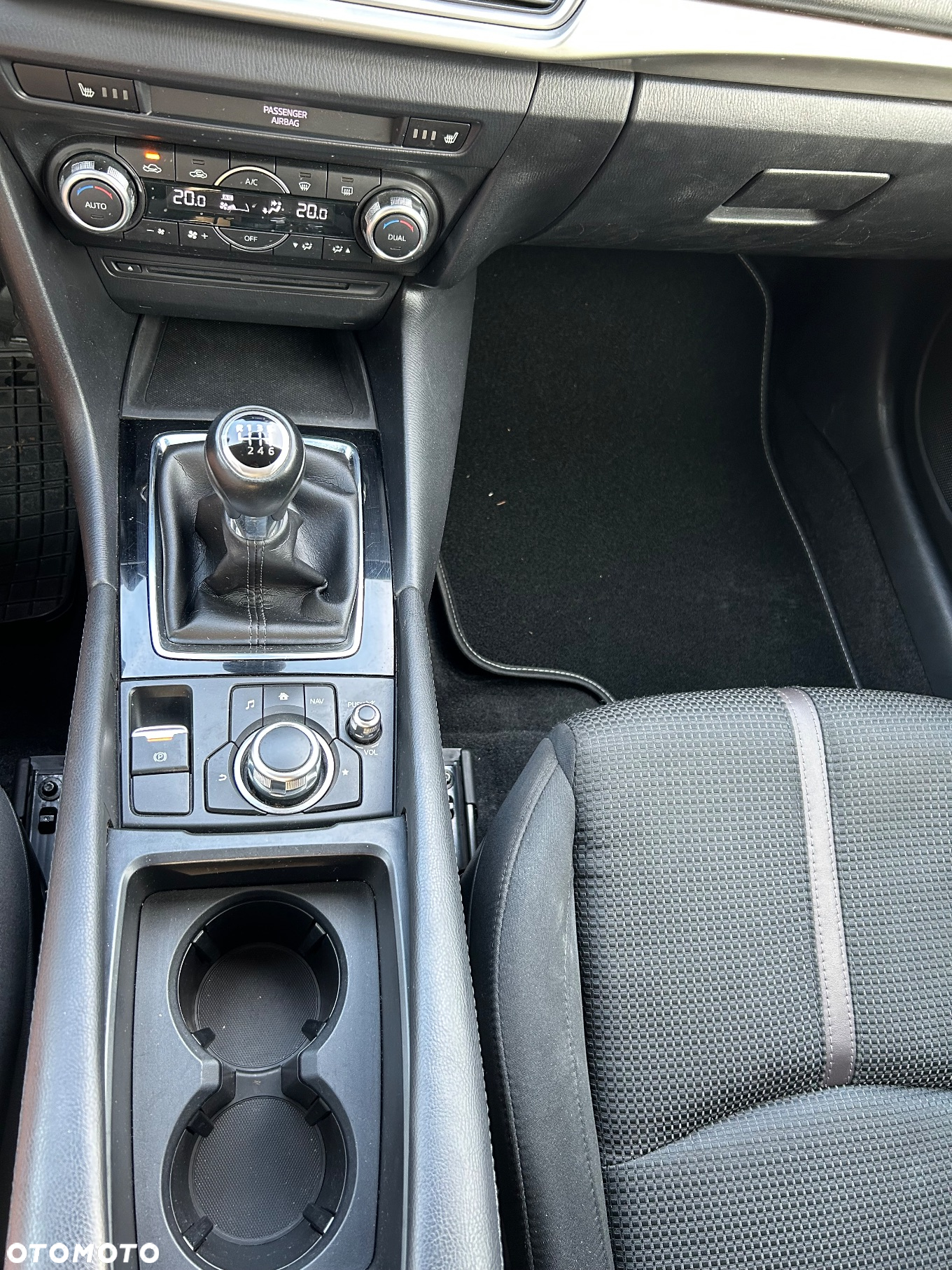 Mazda 3 SKYACTIV-G 120 Exclusive-Line - 12