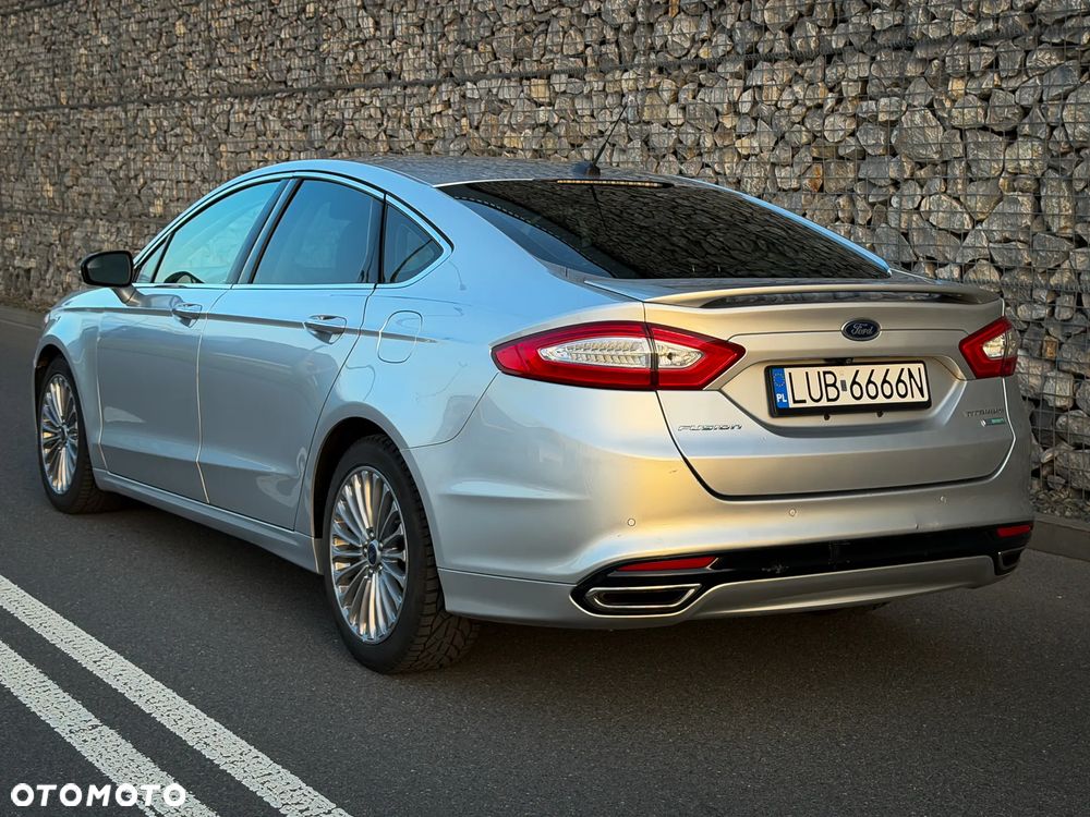 Ford Fusion - 9