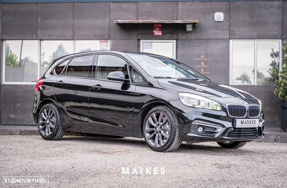 BMW 218 Active Tourer - 1