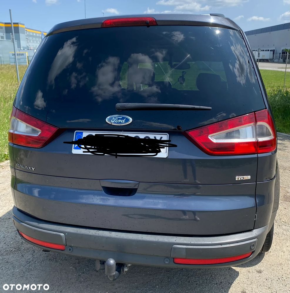 Ford Galaxy - 4