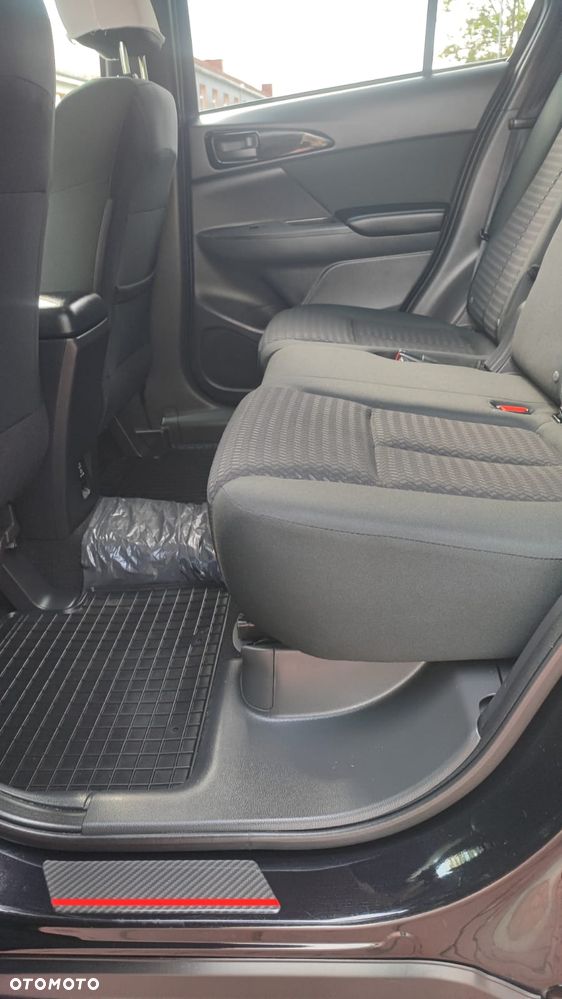 Mitsubishi Eclipse Cross - 9